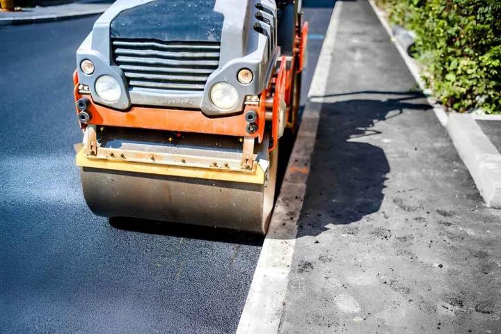 Service de location de compacteur.